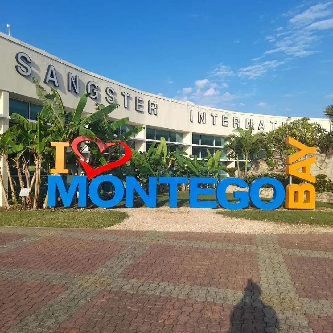 Montego Bay Westgate Hills Jamaica Melrose Place דירה מונטגו ביי